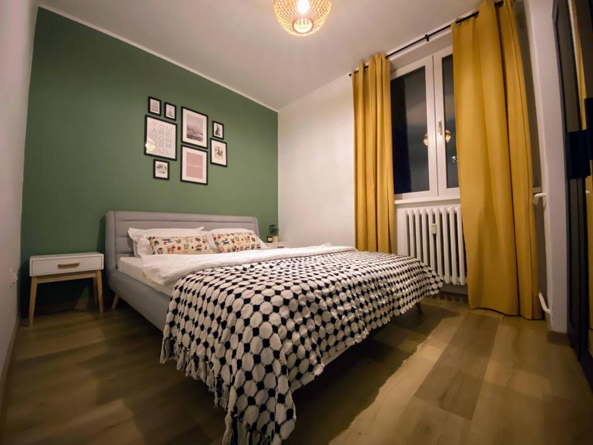 Central Cozy Apartment North Railway St - 4 Min Walk Bucarest Exterior foto