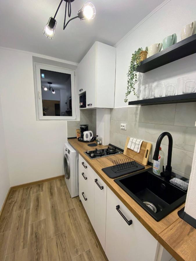 Central Cozy Apartment North Railway St - 4 Min Walk Bucarest Exterior foto